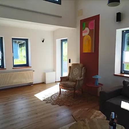 Haus Im Gruenen In Regen