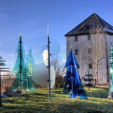 Haus Im Gruenen In Holiday home